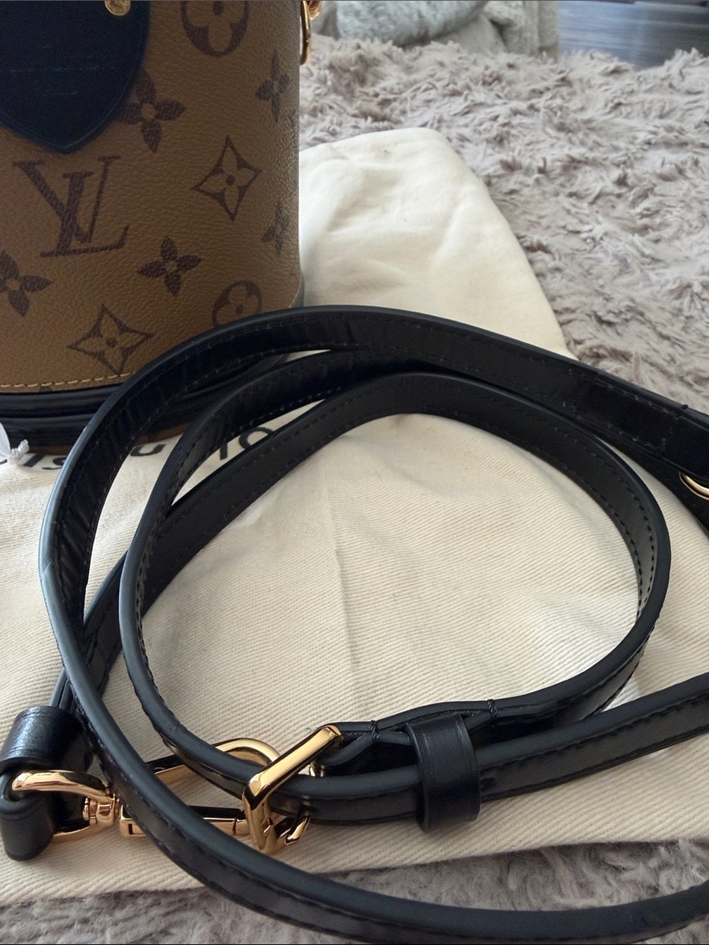 Louis Vuitton Tan Monogram Cannes Vanity Bag with Black Trim‼️READ DESCRIPTION‼️ - Picture 13 of 15